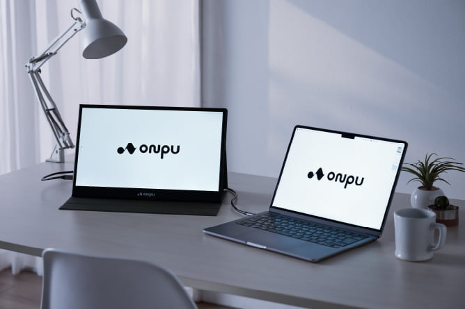 onpuのポータブルディスプレイの室内設置ビジュアル